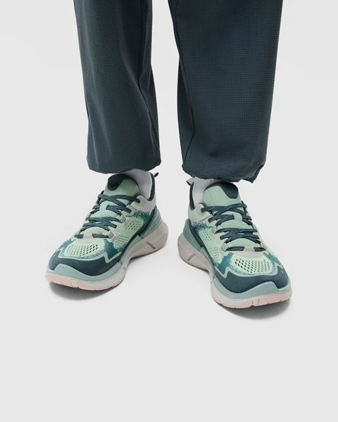 ECCO BIOM 2.2 W - Kék - Lifestyle_Image_1
