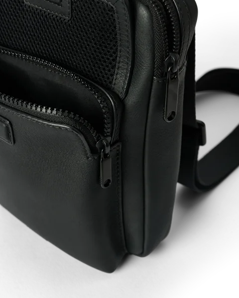 ECCO Flat Pouch - Musta - I