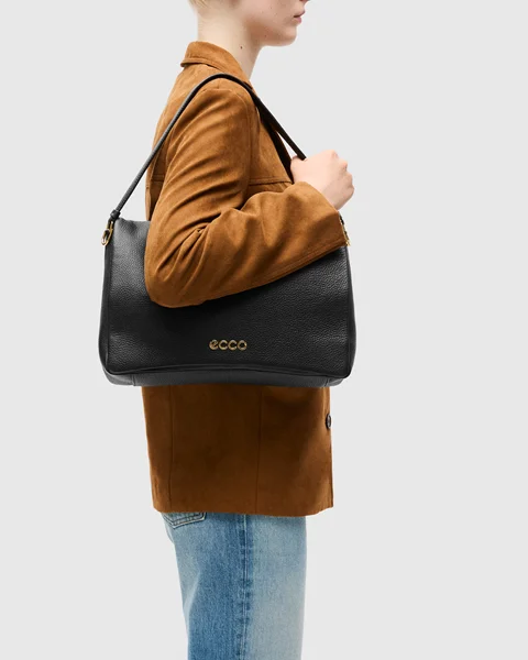 ECCO Pinch Bag - Black - Lifestyle_Image_1