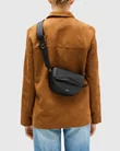 ECCO Saddle Bag - Musta - Lifestyle_Image_1