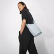 Kožená kabelka rameno ECCO® Wet Takeaway - Modrá - Lifestyle 3