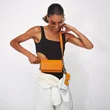 ECCO® E Stack Monogra telefontaske i læder - Orange - Lifestyle