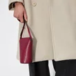 ECCO® Pot skuldertaske i læder - Rød - Lifestyle 3