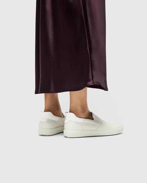 ECCO® Soft 7 sneakers i læder til damer - Sort - Lifestyle_Image_1