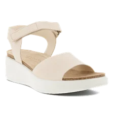 ECCO® Flowt sandaler i læder med kilehæl i kork til damer - Beige - Main