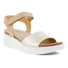 ECCO® Flowt sandaler i læder med kilehæl i kork til damer - Guld - Main