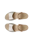 ECCO® Flowt ženske kožne sandale s plutenom platformom - Zlatna - Top_Left_Pair