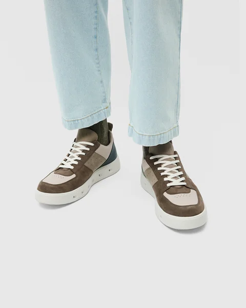 ECCO STREET 720 M - Green - Lifestyle_Image_1