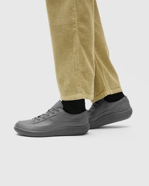 ECCO SOFT ZERO M - Grijs - Lifestyle_Image_1