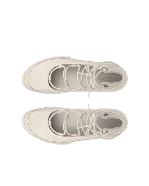 ECCO® BIOM C-Trail baskets en cuir pour femme - Beige - Top_Left_Pair