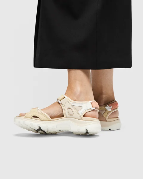 ECCO® Offroad Nubuck vandringssandal dam - multicolour - Lifestyle_Image_1