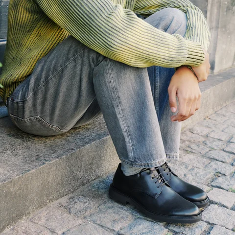 Men's ECCO® Metropole London Leather Derby Shoe - Black - Lifestyle